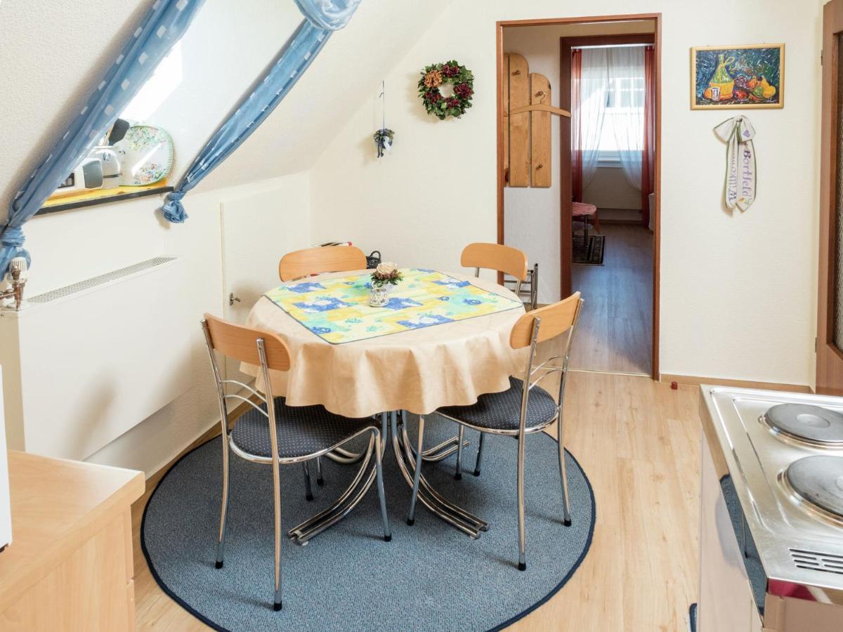 Cheerful Apartment Near City Centre Of Haslach Хаслах им Кинцихтал Екстериор снимка