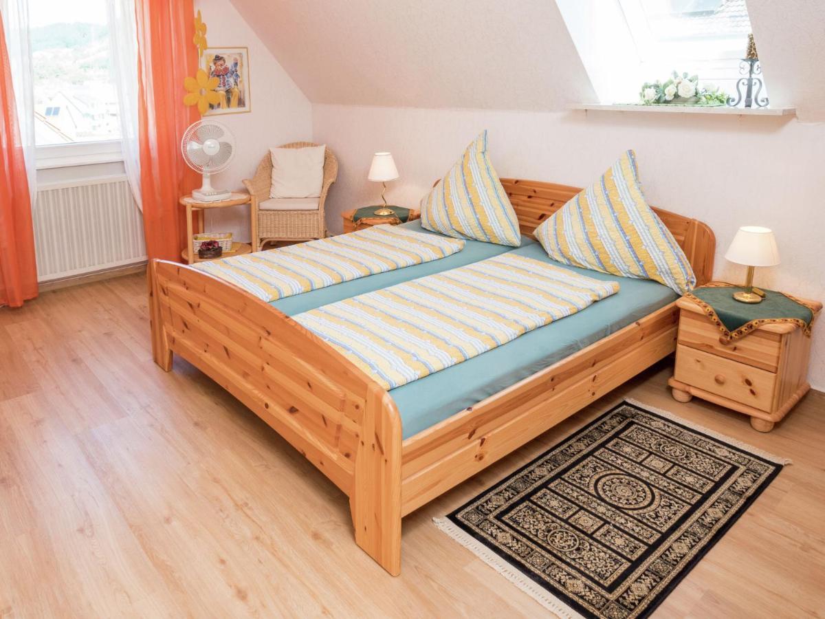 Cheerful Apartment Near City Centre Of Haslach Хаслах им Кинцихтал Екстериор снимка